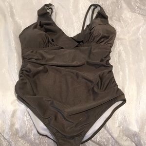 Cupshe Never worn ruffled olive green one piece